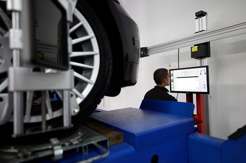 Gallery Mandurah Vehicle Tyre Centre